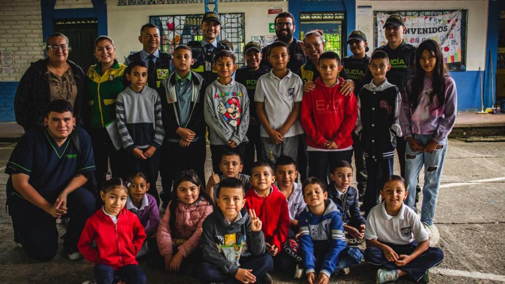 La estrategia ‘Colegios y Entornos Seguros’ llega a más de 13 mil estudiantes y 2.000 padres en&nbsp;Dosquebradas